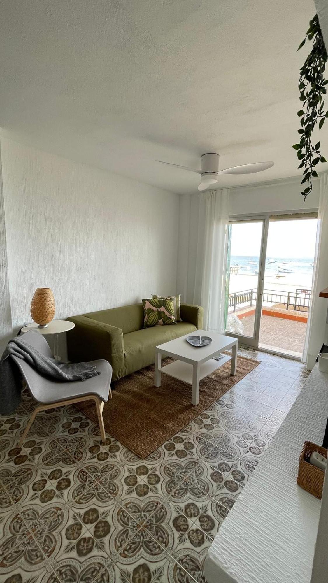 Charming Beachfront Apartment Murcia Bagian luar foto